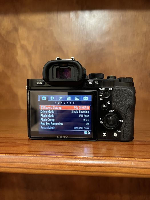 Sony A7 Full Frame - 12.541 disparos