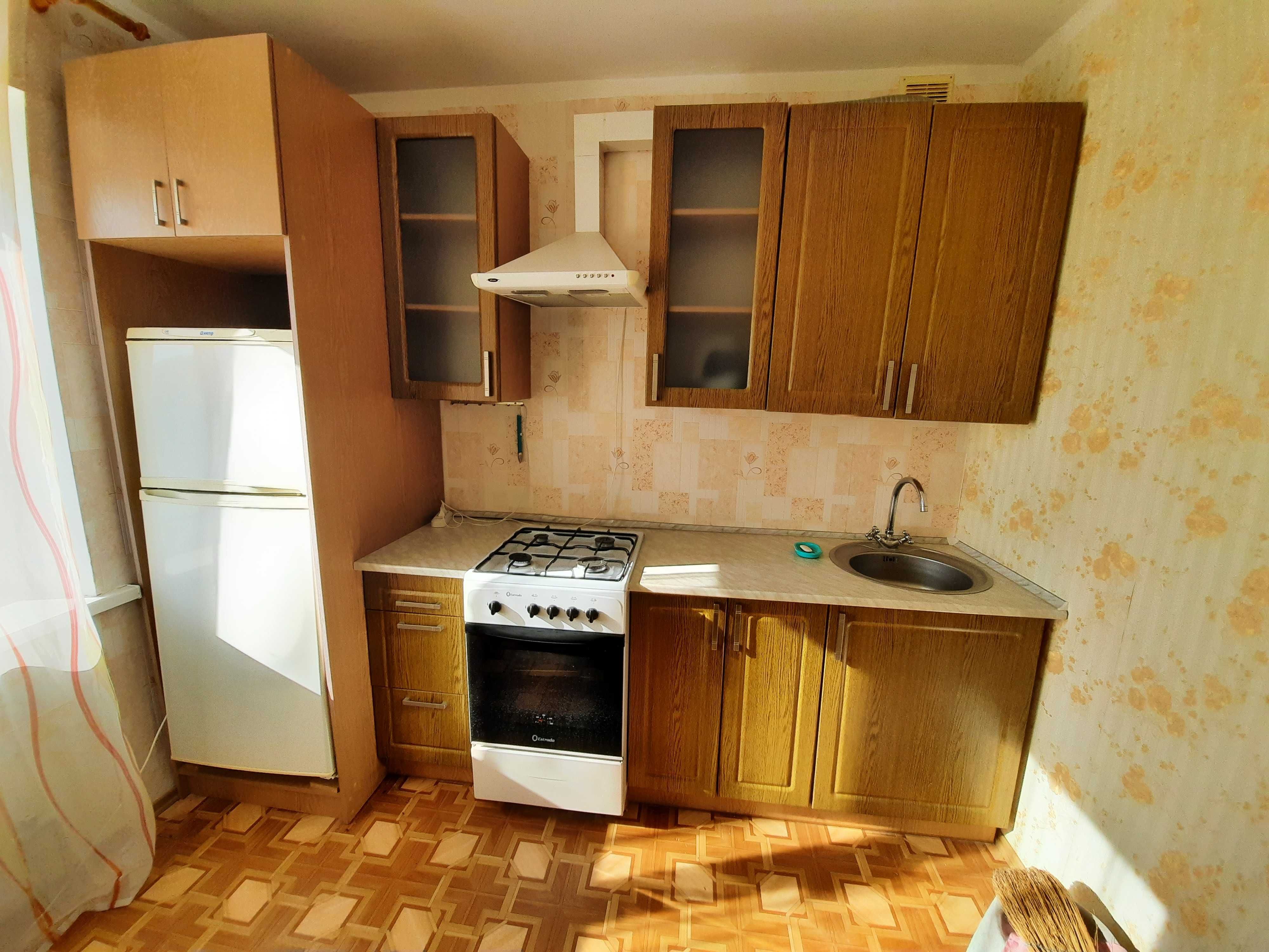 Продам 2-к квартиру, Синельникове, мікрорайон