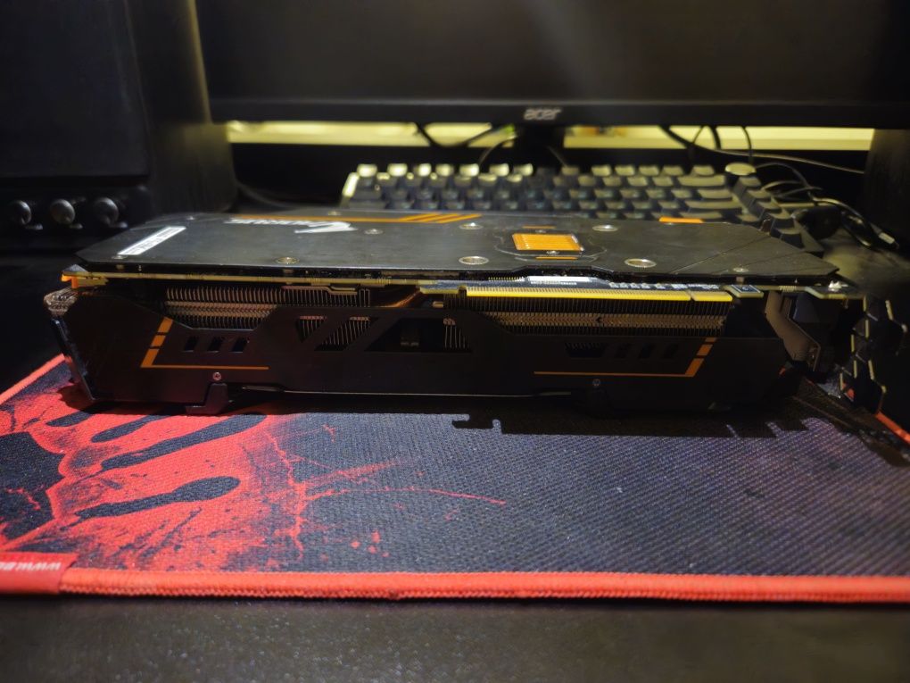 Видеокарта GTX 1080ti AORUS 11gb