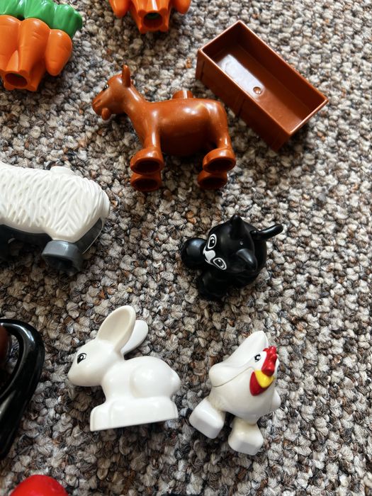 Lego Duplo farma zwierzaki ludziki