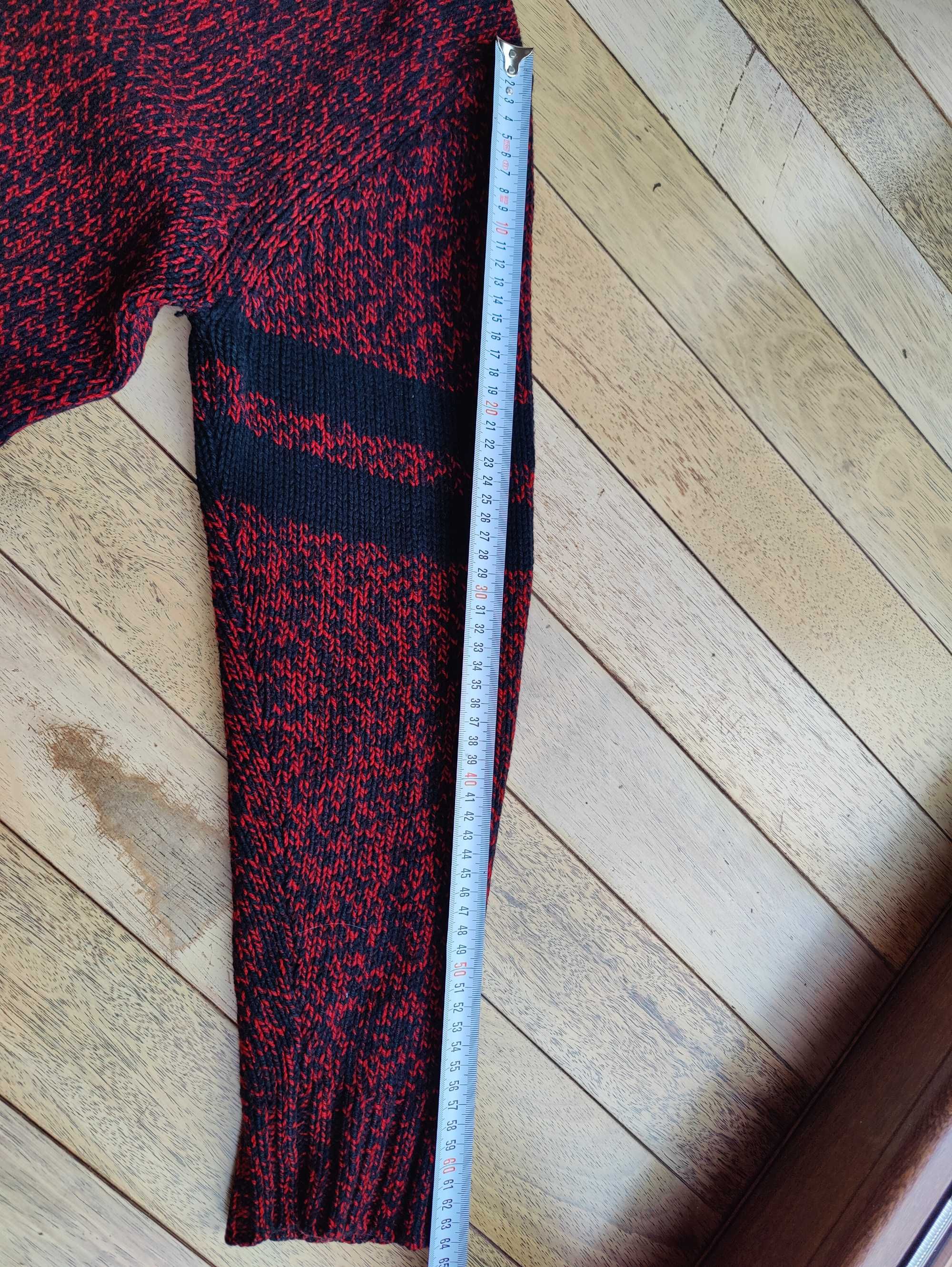 Levis sweter męski czarno czerwony melanż stan bdb rozmiar L/XL