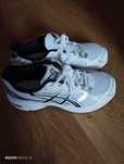 Кросівки  Asics в отлично у стані