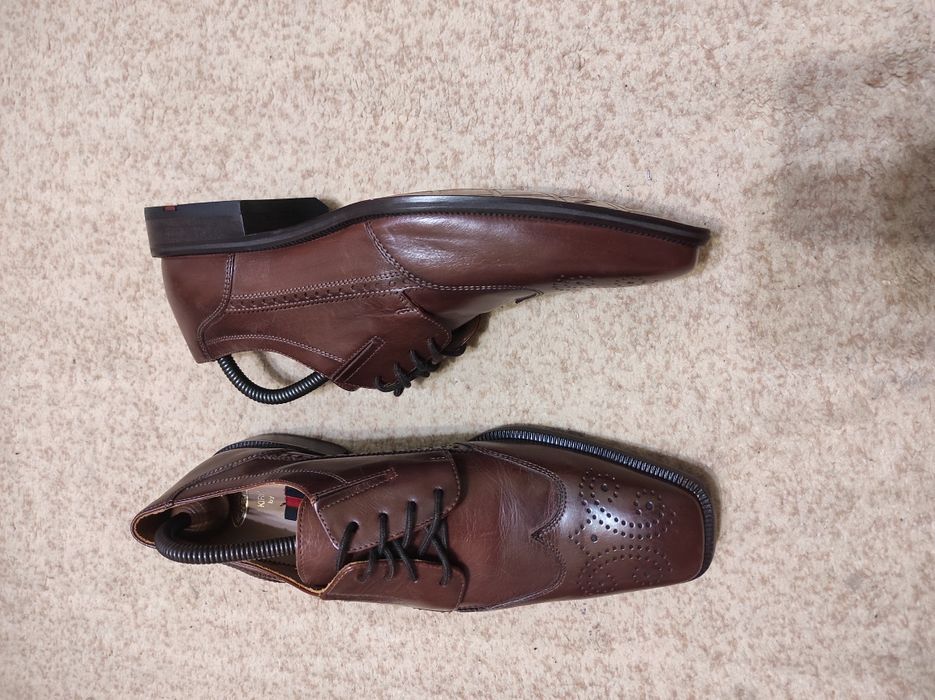 Туфлі брогі Lloyd оригінал
 41-42р. 27.5-27см довжина устілки
Виготовл