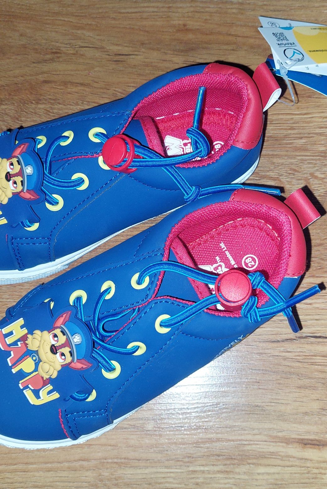 Nowe buty trampki, adidasy z bajki Psi Patrol,  rozmiar 28 Chase