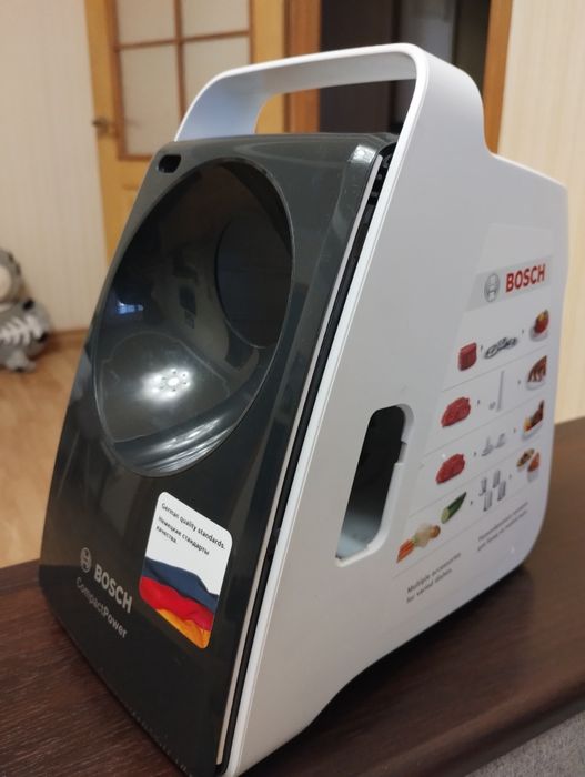 Корпус і кнопка м'ясорубки bosch mfw3640a