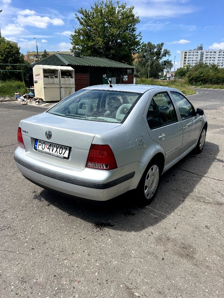 Volkswagen Bora 1.6 benzyna
