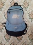 Plecaczek Nike maly