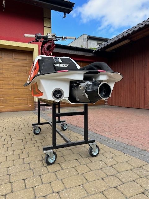 Rickter XFS Ninja Jak nowy ! DASA 1000cm 200km freestyle Piranha SJ700