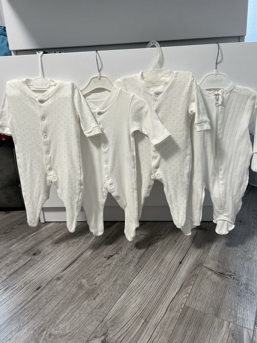 Чоловічки 56/62/68. (0-3-6 міс) В пологовий. Є Комбінезони.