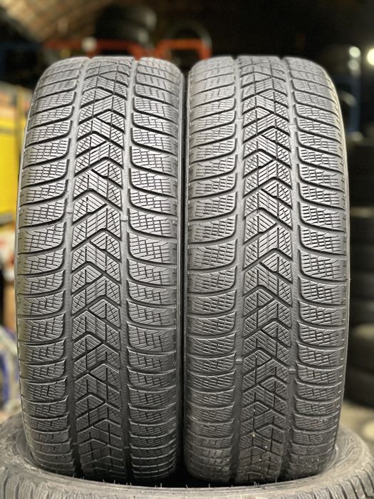 Шини зимові 2шт 235/55 R19 Pirelli Sottozero 3
