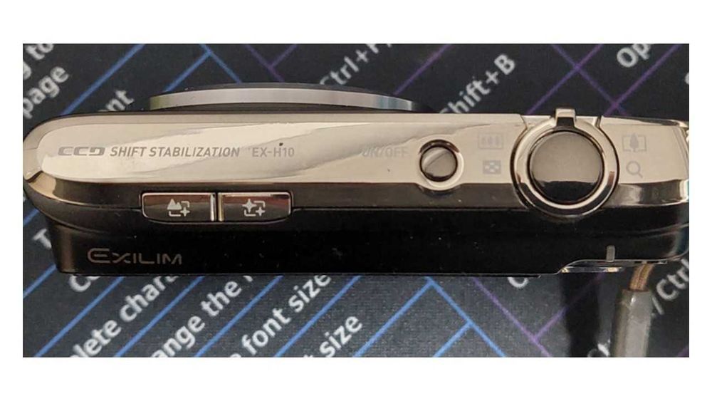 Máquina fotográfica Casio exilim