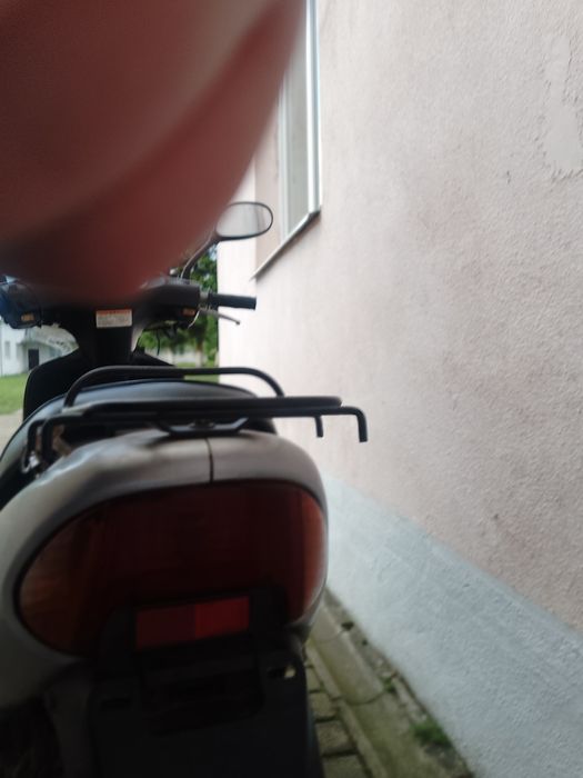 Продам скутер Honda dio af 35 технічний стан хороший.