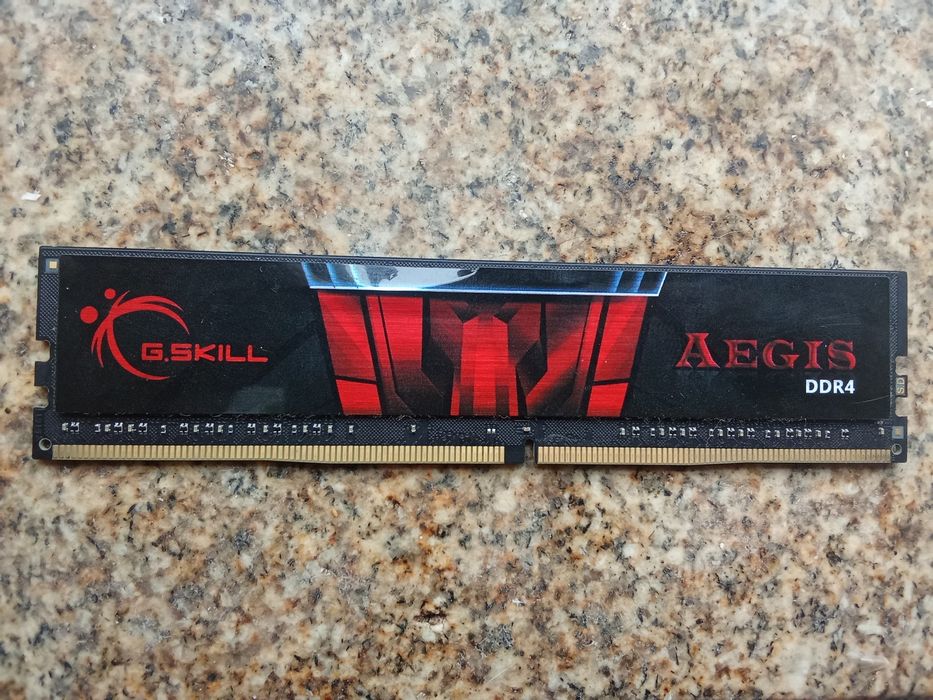 Ram ddr4 8gb 2400