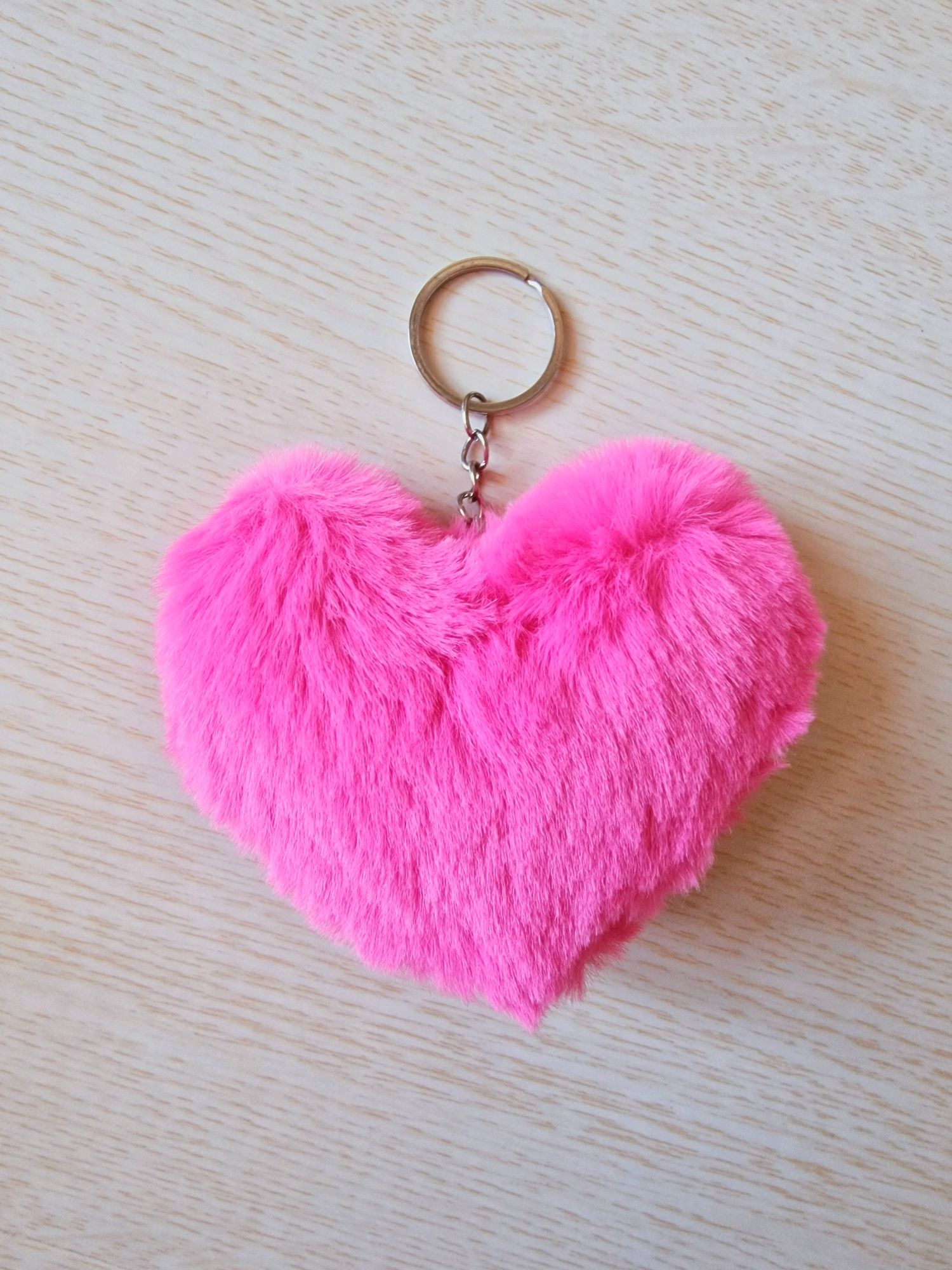 Porta-Chaves Pompom Rosa Coração Peluche