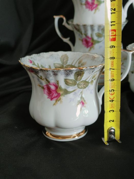 Serwis kawowy Chodzież IWONA do kawy herbaty złota róża prl retro