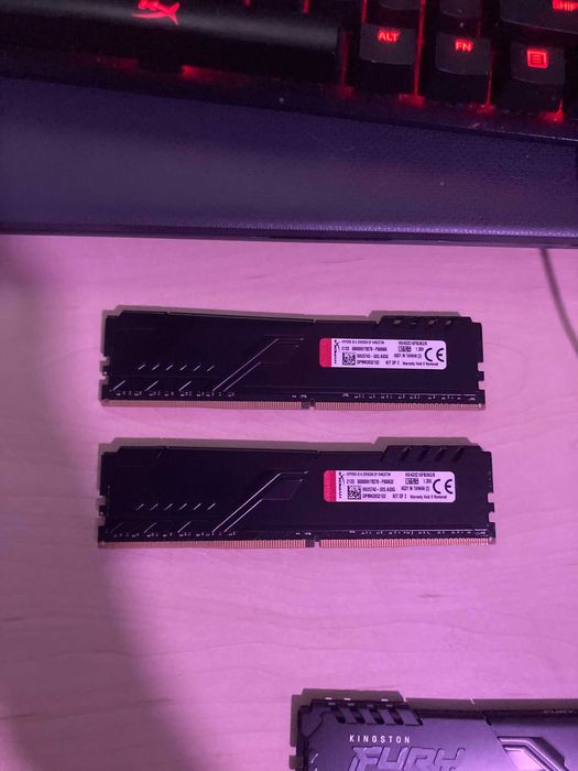 Memória RAM 2x4GB DDR4