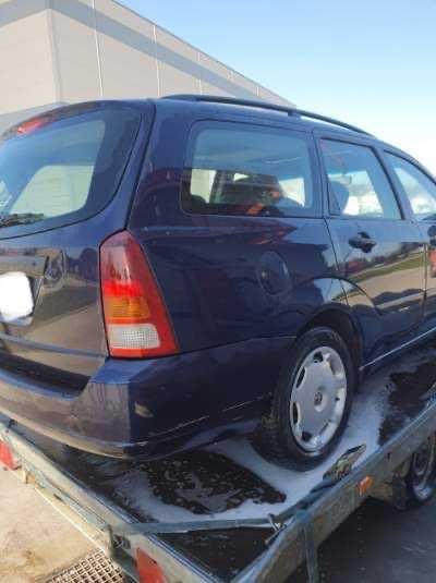Ford Focus I kombi 1.8 diesel DI granatowy kod lakieru H8 na części