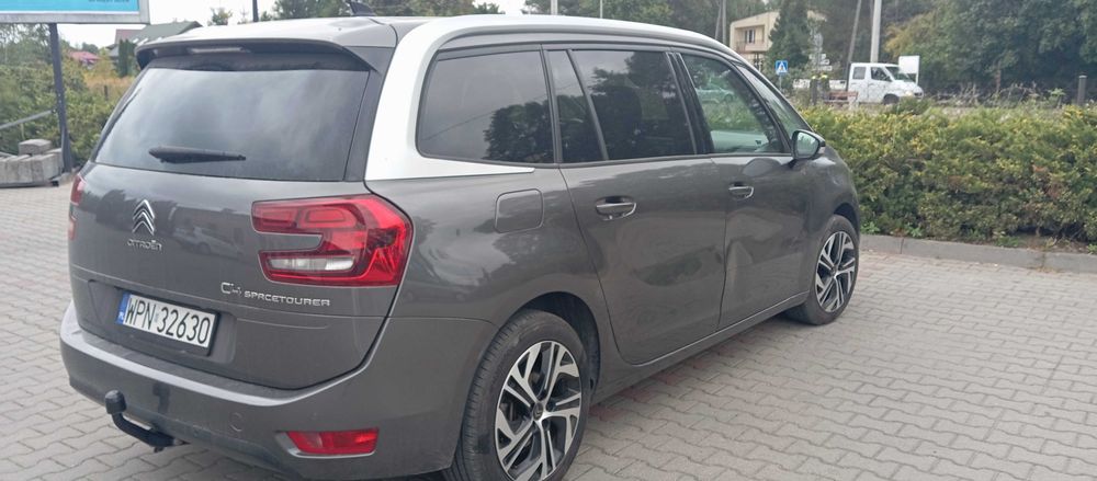 Citroen C4 Spacetourer 2022 rok