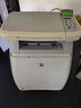 Drukarka Urządzenie wielofunkcyjne HP serii Color LaserJet CM1015 MFP
