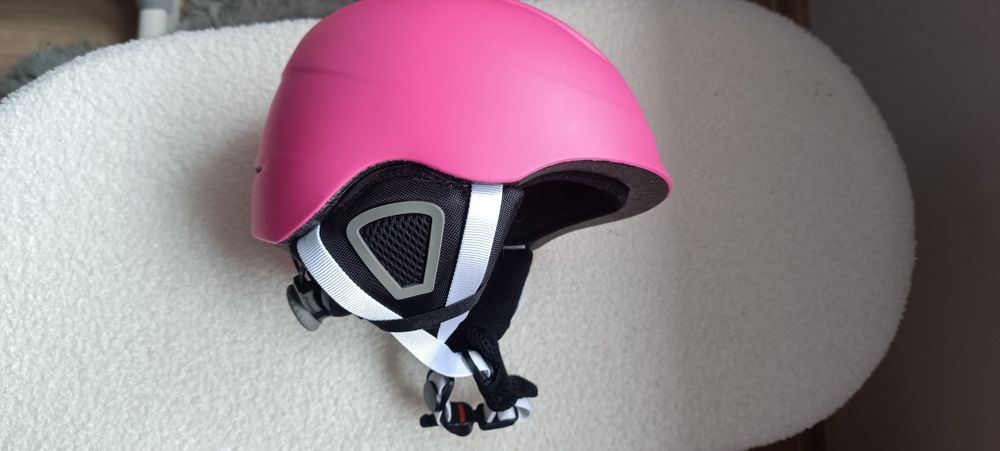 Kask narciarski Crivit, snowboardowy dla dzieci S/M. Nieużywany