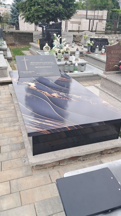 Nowoczesne Tanie Nagrobki Kompozytowe 5999 zł z montażem Cały Kraj.