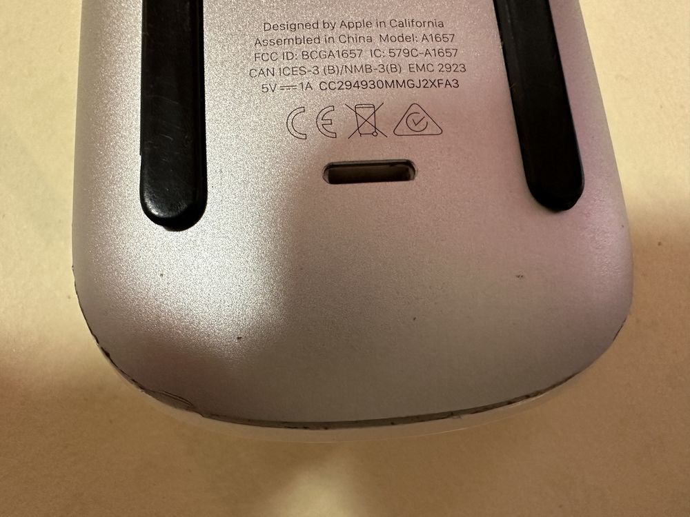 Apple Magic Mouse com bateria