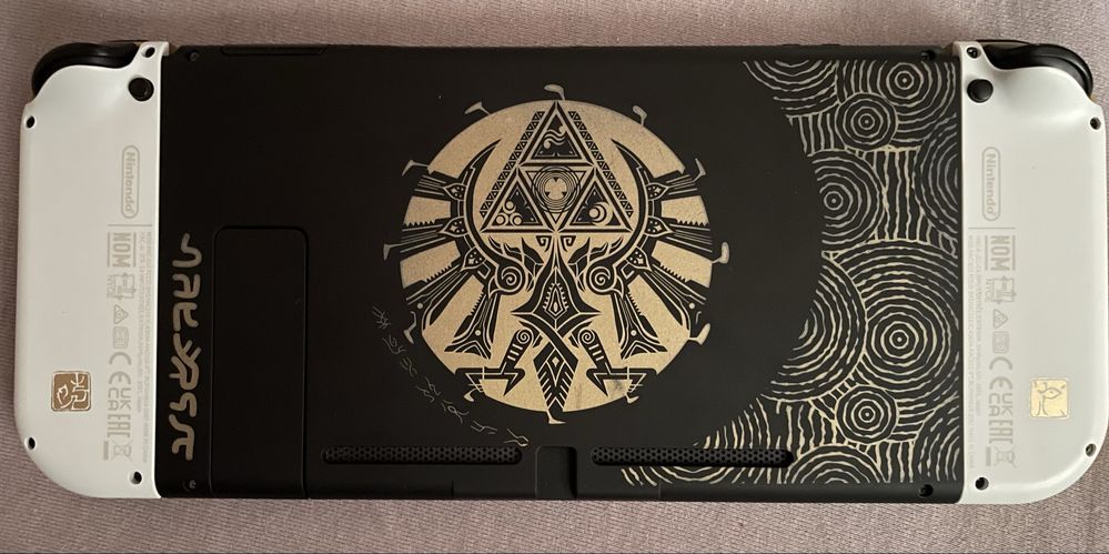 Nintendo switch v2 +pro controller