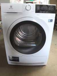 Suszarka do ubrań Electrolux Perfectcare 800