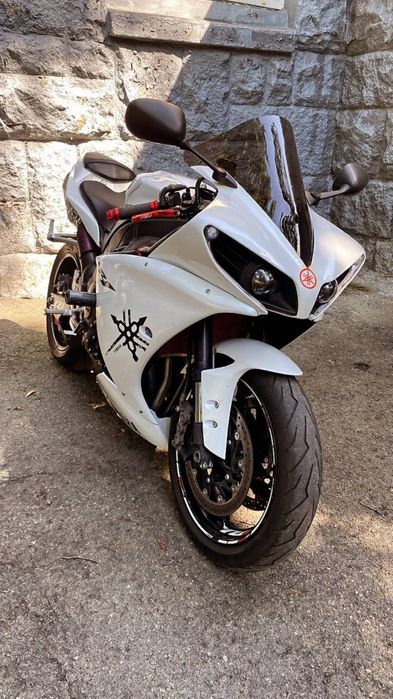 Продам своего любимца Yamaha R1