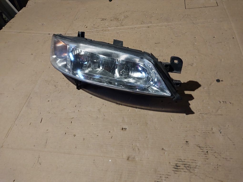 Opel vectra B lift lampa przednia przód reflektor prawa prawy