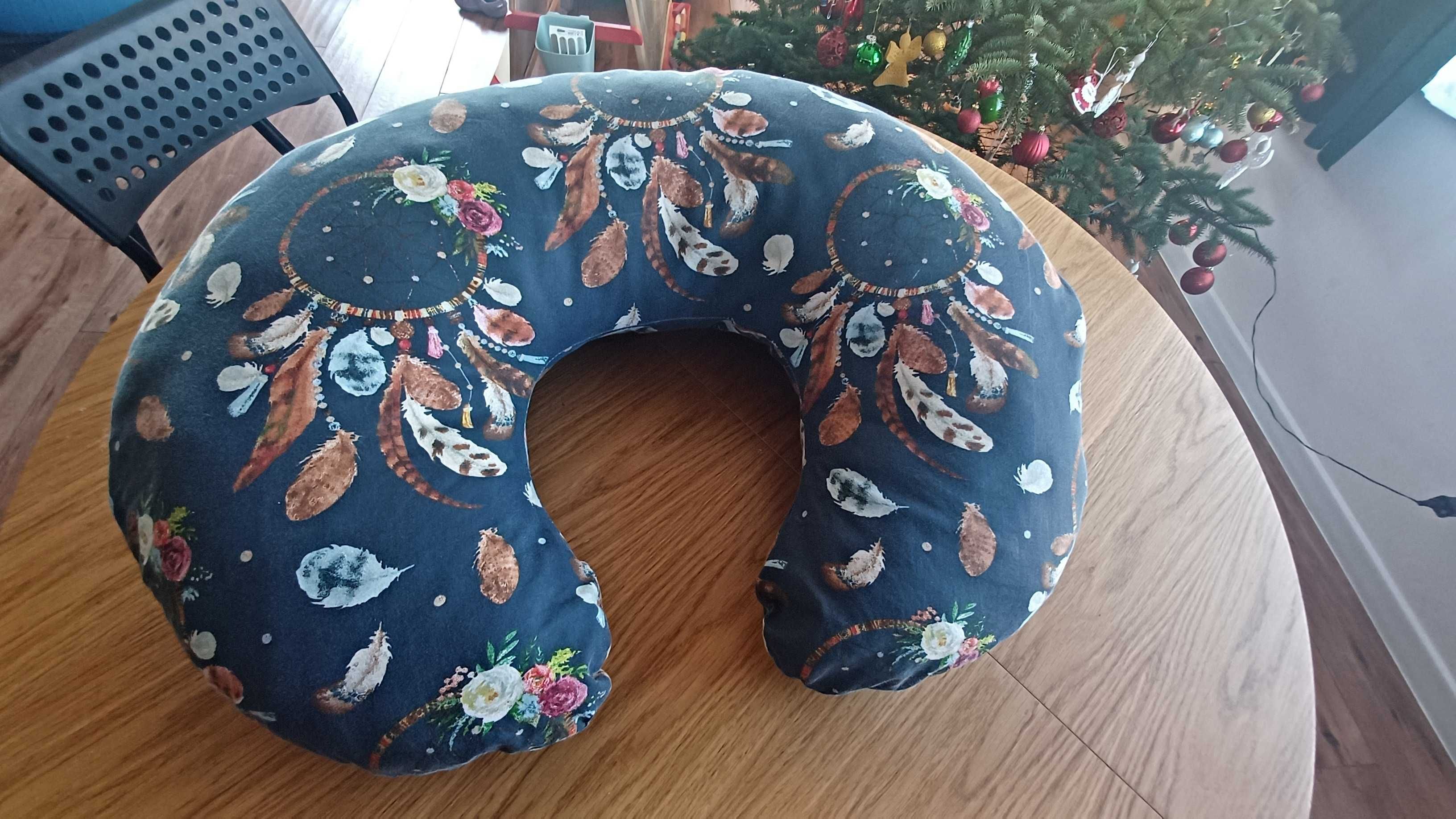 Poduszka, rogal do karmienia Belbi piękna