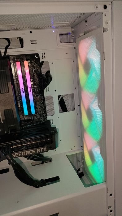 PC RGB gry R5 5600 AM4 6/12 DDR4 16GB RTX3060 12GB 700W 1TB W11