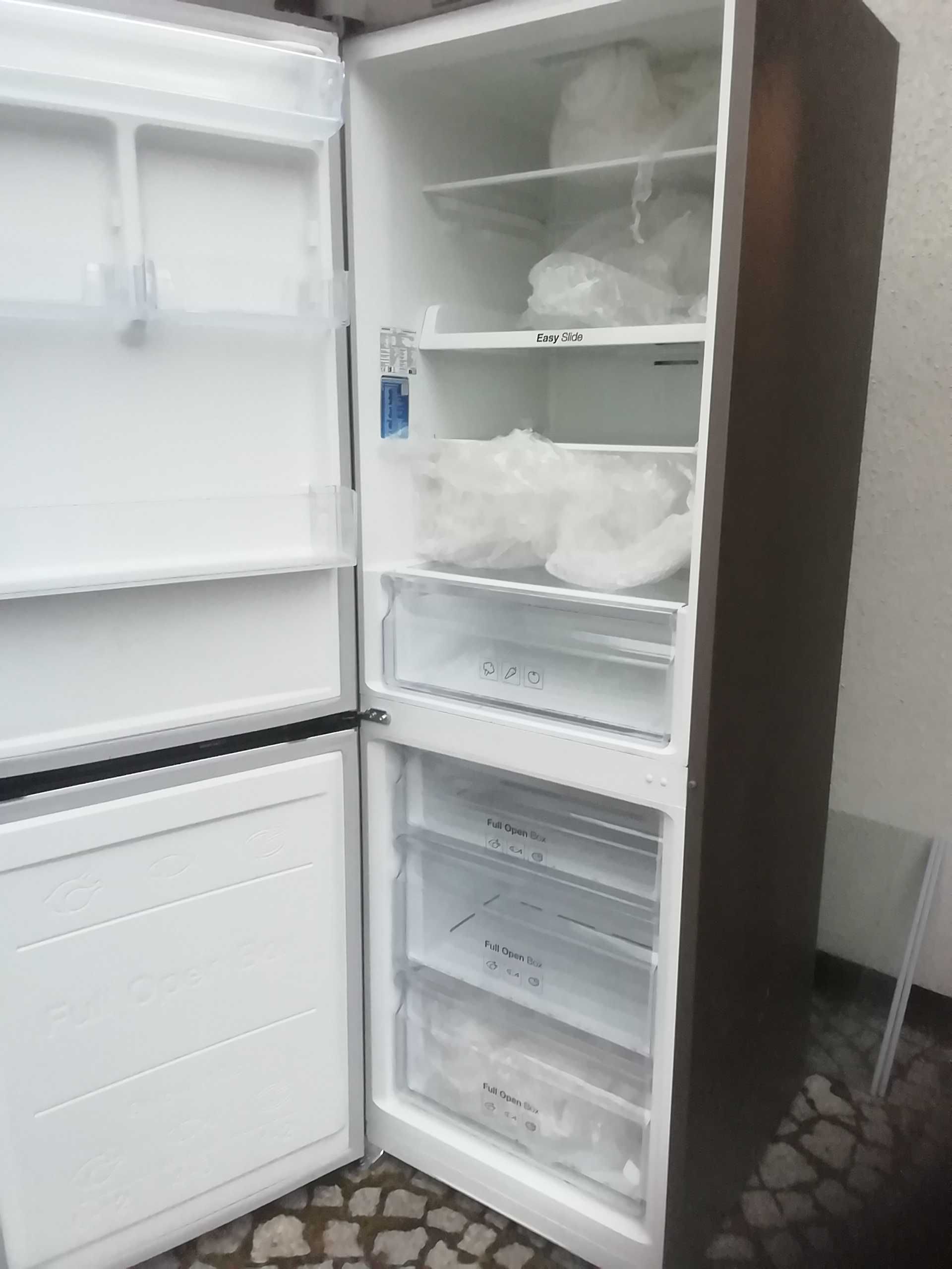 Lodówka Beko (uszkodzona).