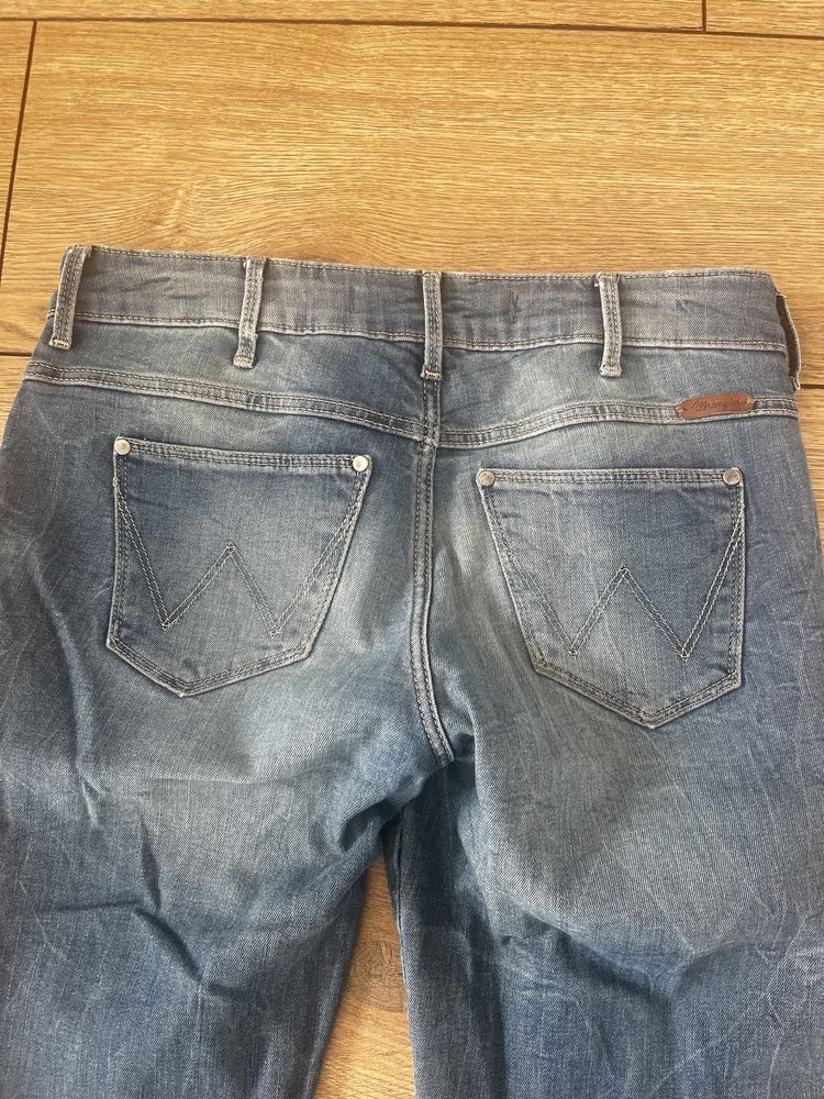 Dżinsy jeansy Wrangler Courtney Skinny L27 W30