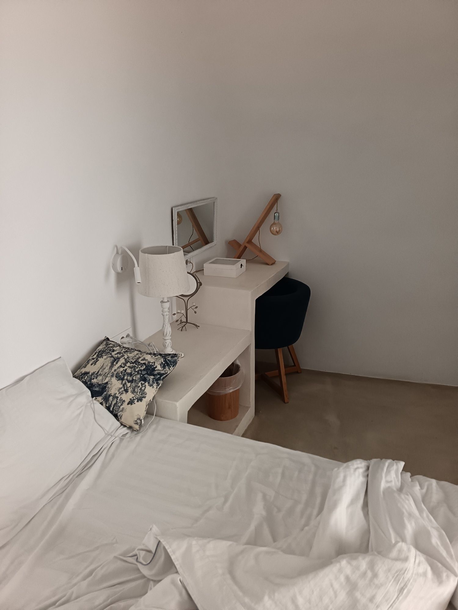 Arrenda-se quartos no Algarve.