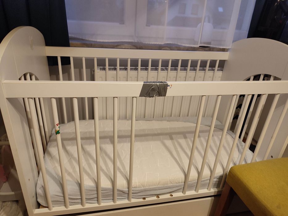 Łóżeczko niemowlęce chmurka Klupś z szufladą