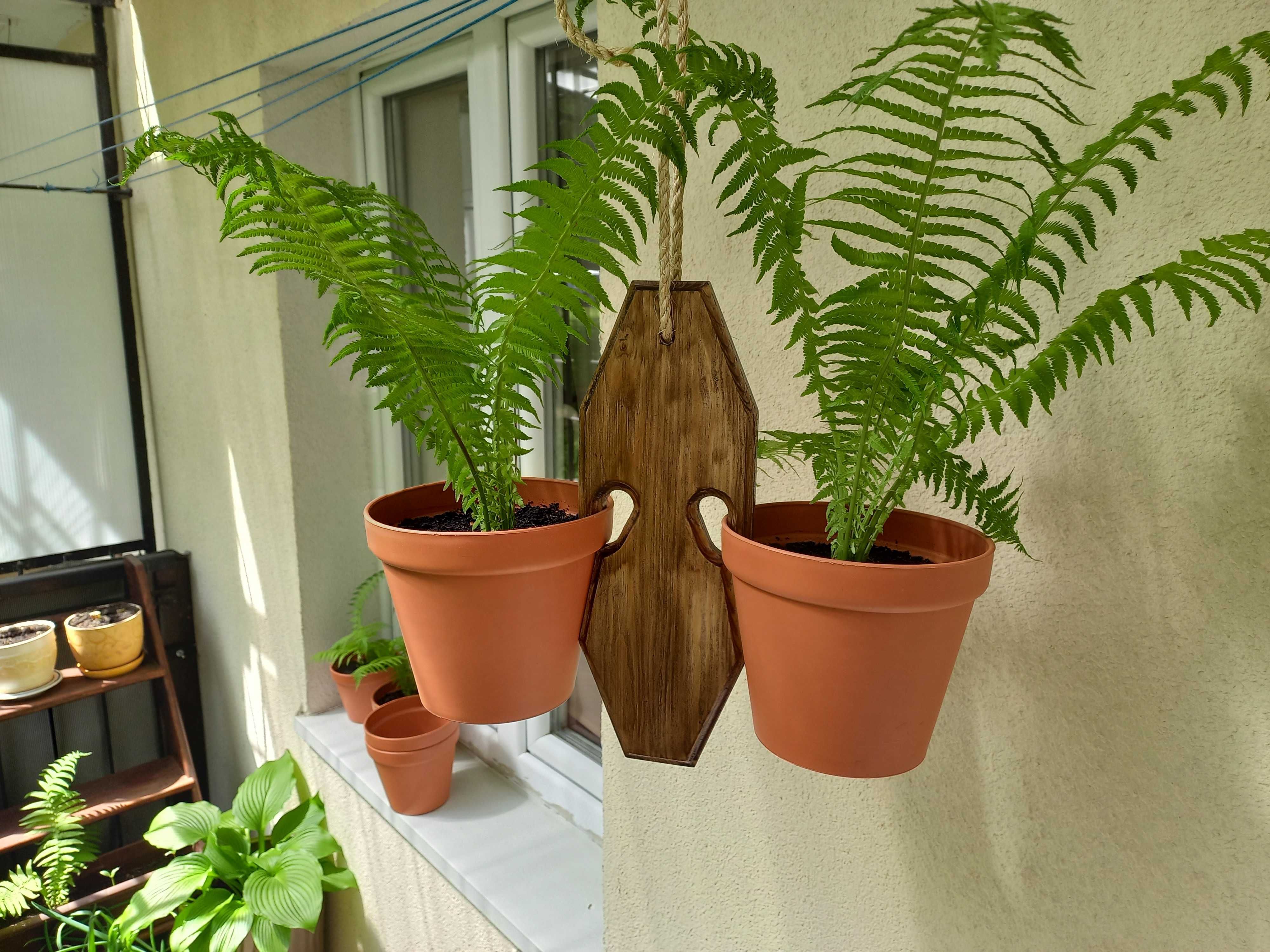 Wiszące ozdobne doniczki do ogrodu na taras lub balkon