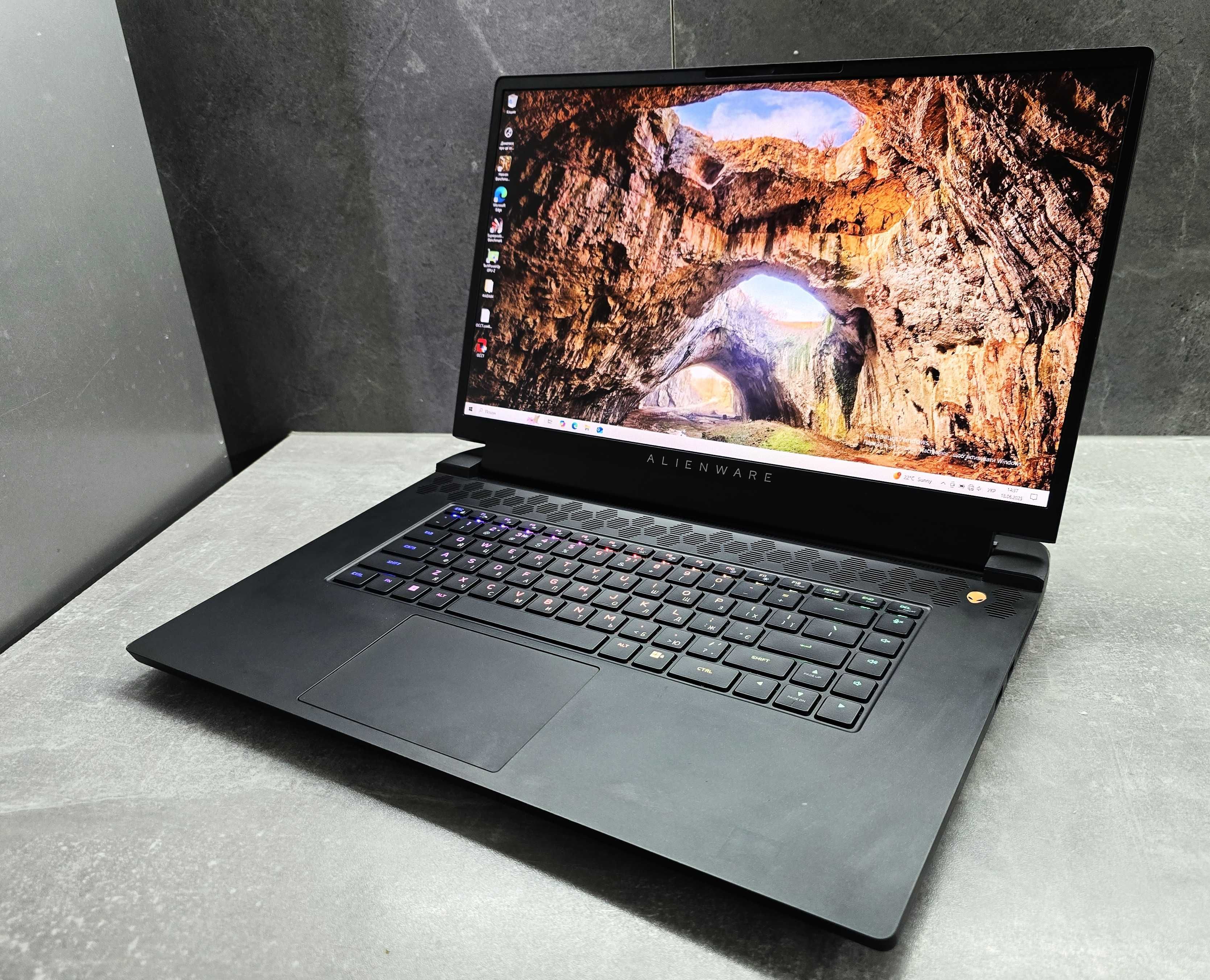 Ігрова ноутбук Dell Alienware M17 R5/Ryzen 9 PRO/RTX 3070ti 150W/32Gb