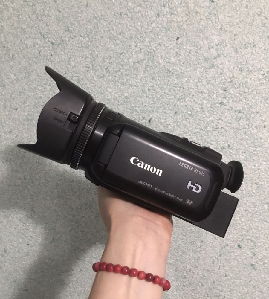 Камера Canon Legria HF G25