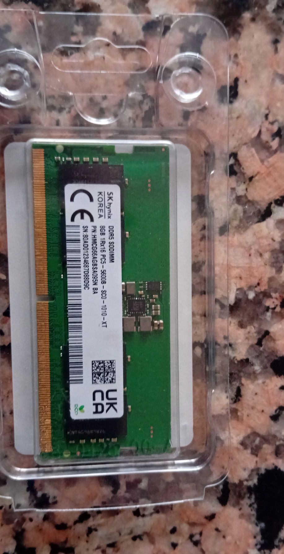 Memória RAM DDR5 de 8 gigas para portátil impecável