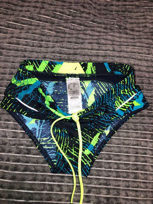 Яскраві чоловічі плавочкі