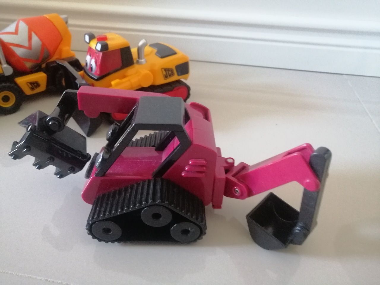 Samochody budowa zabawki