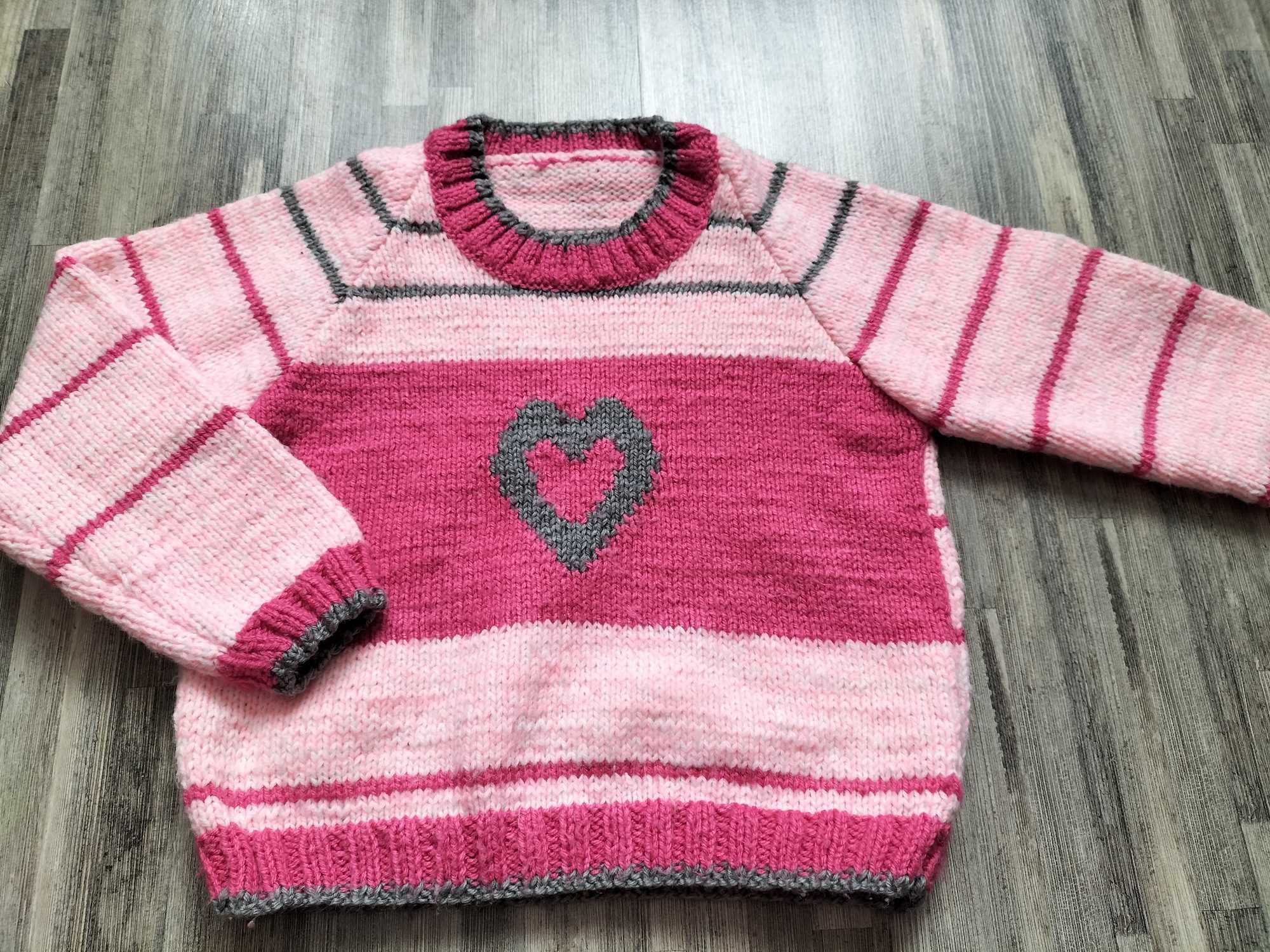 sweterek serce ręcznie robiony handmade 104 110