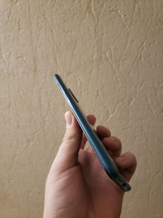 Xiaomi Redmi Note 9 64 ГБ / 4 ГБ
Товар застарів