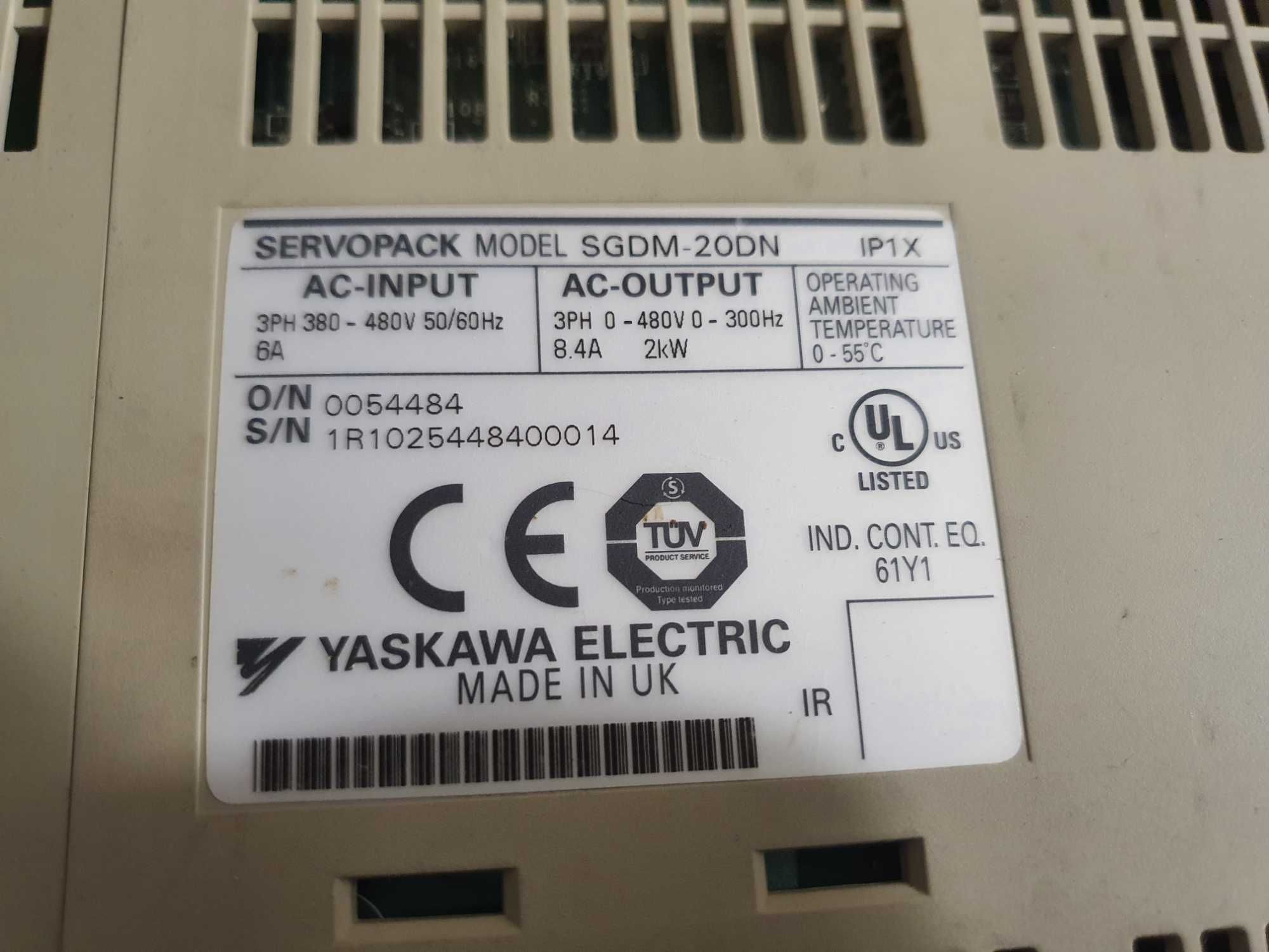servopack yaskawa SGDM-20DN serwo sterownik