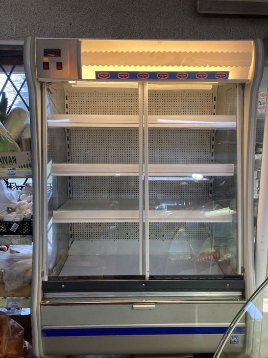 Regał chłodniczy sklepowy