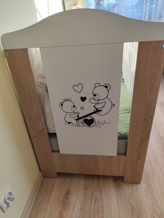 Sprzedam łóżeczko dziecięce