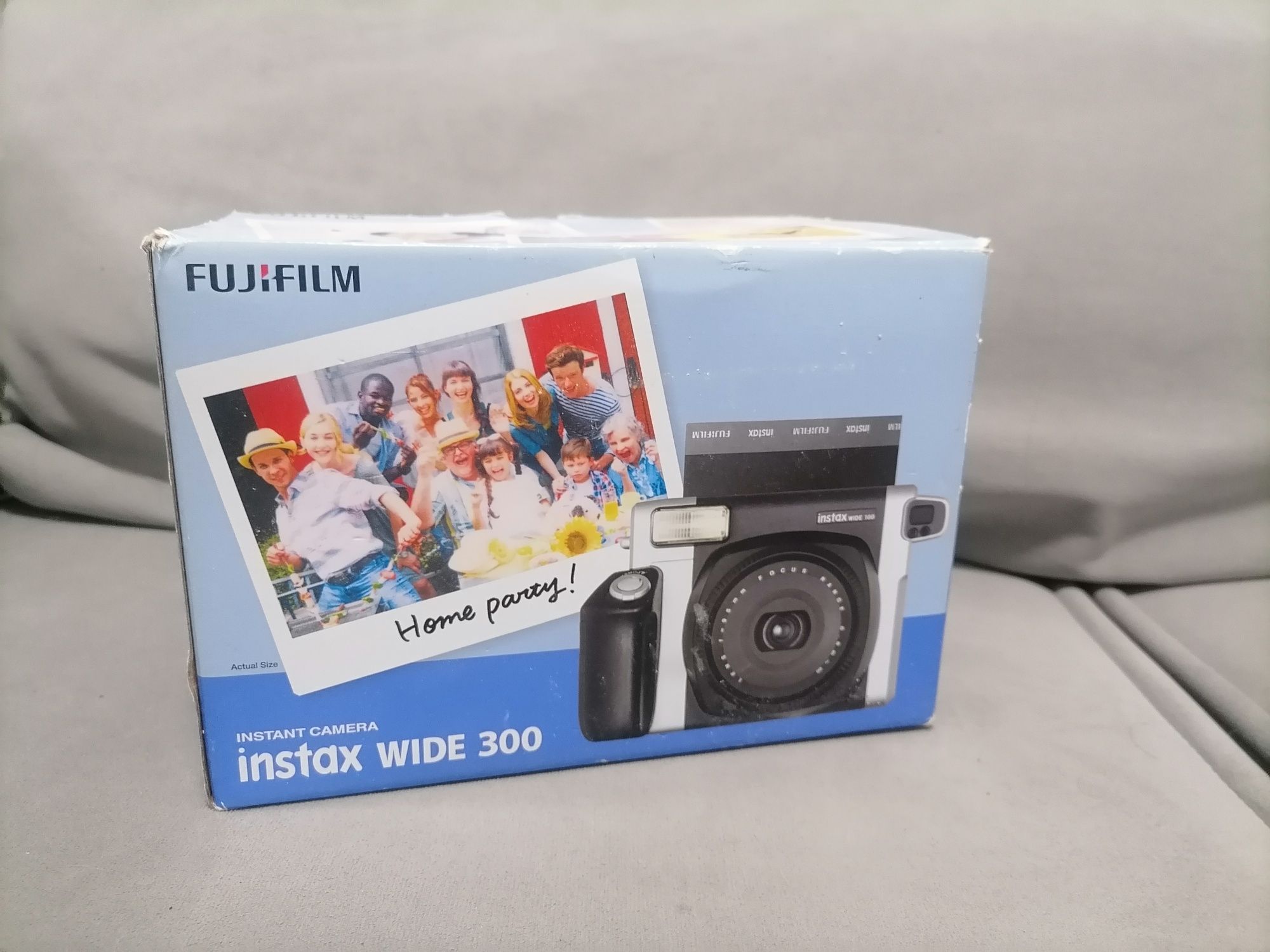 Камера для миттєвого друку Fujifilm Instax Wide 300