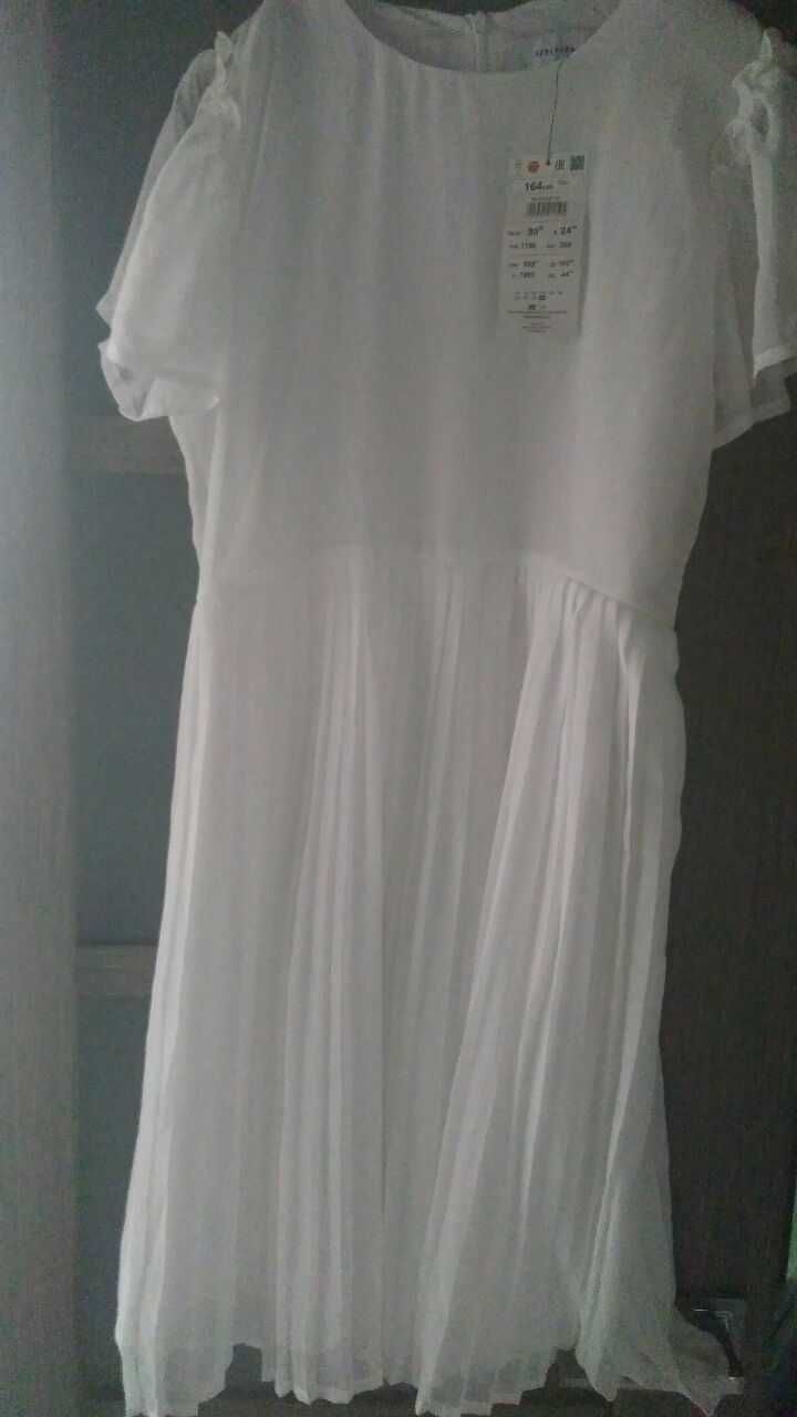 Детское белое платье с плиссиров. юбкой RESERVED, на рост 164, новое