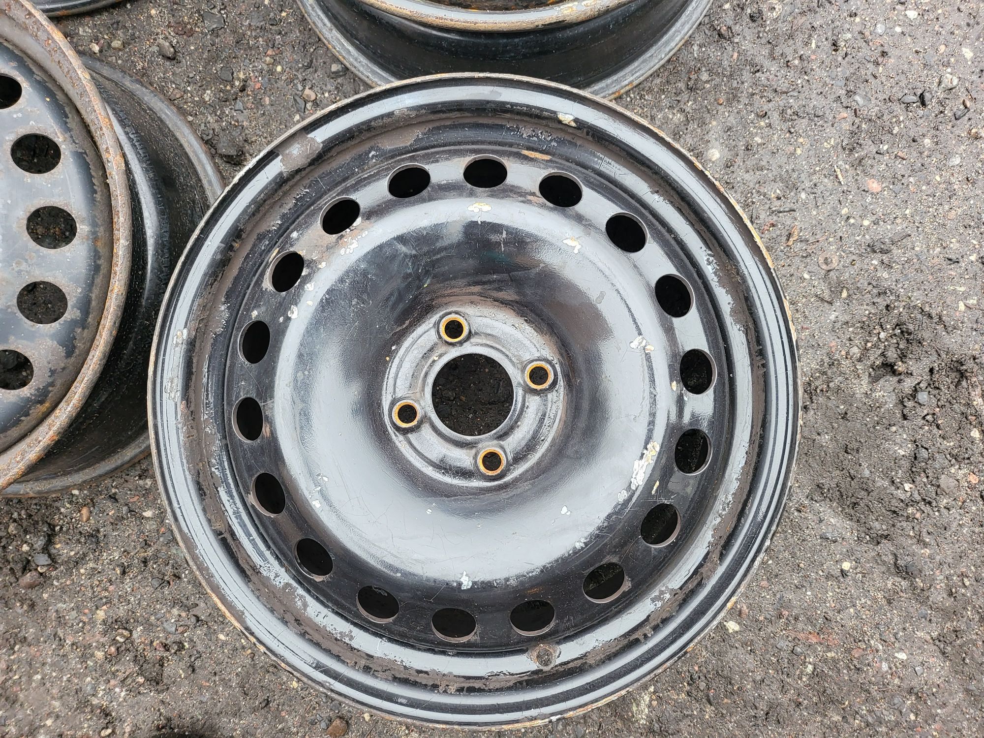 Felgi 16 Renault Scenic II Megane II Clio Dacia Nissan 4x100 ET49